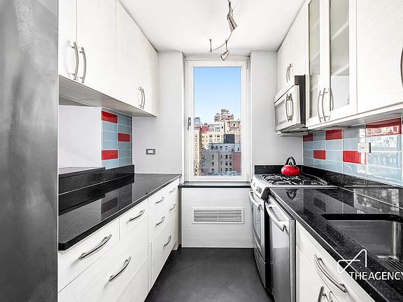 E Th St Apt B New York Ny Zillow