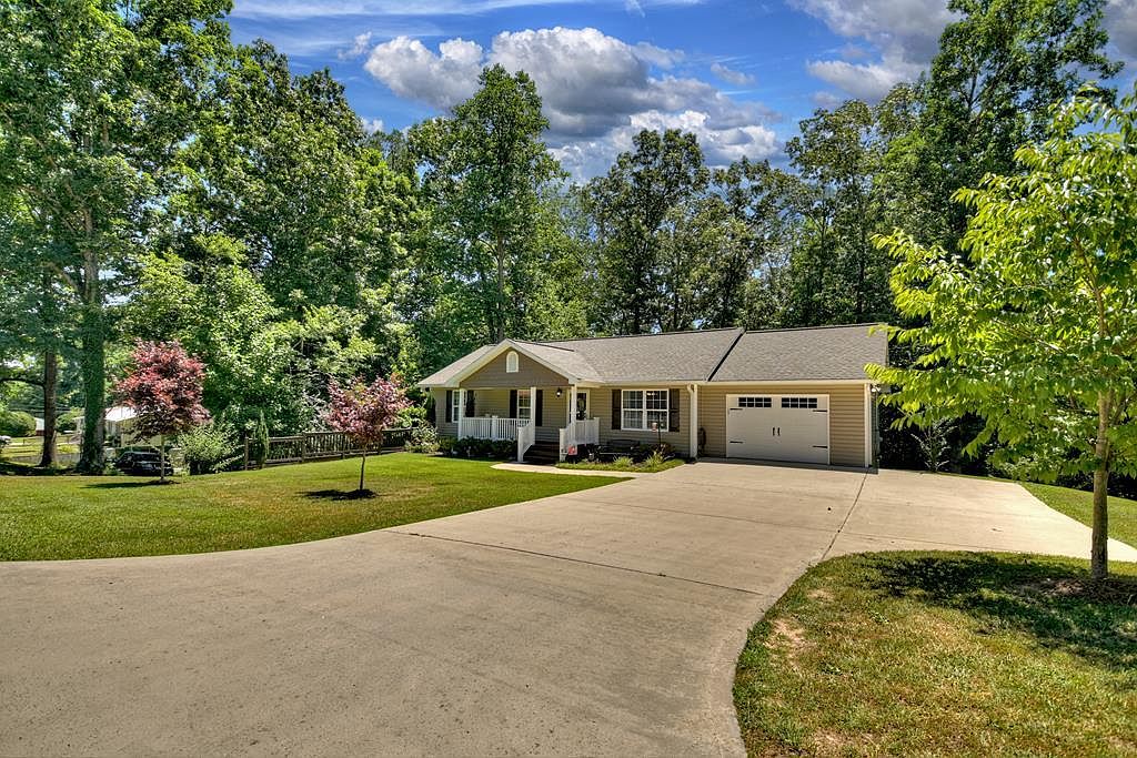 Warlick Dr Ellijay Ga Zillow