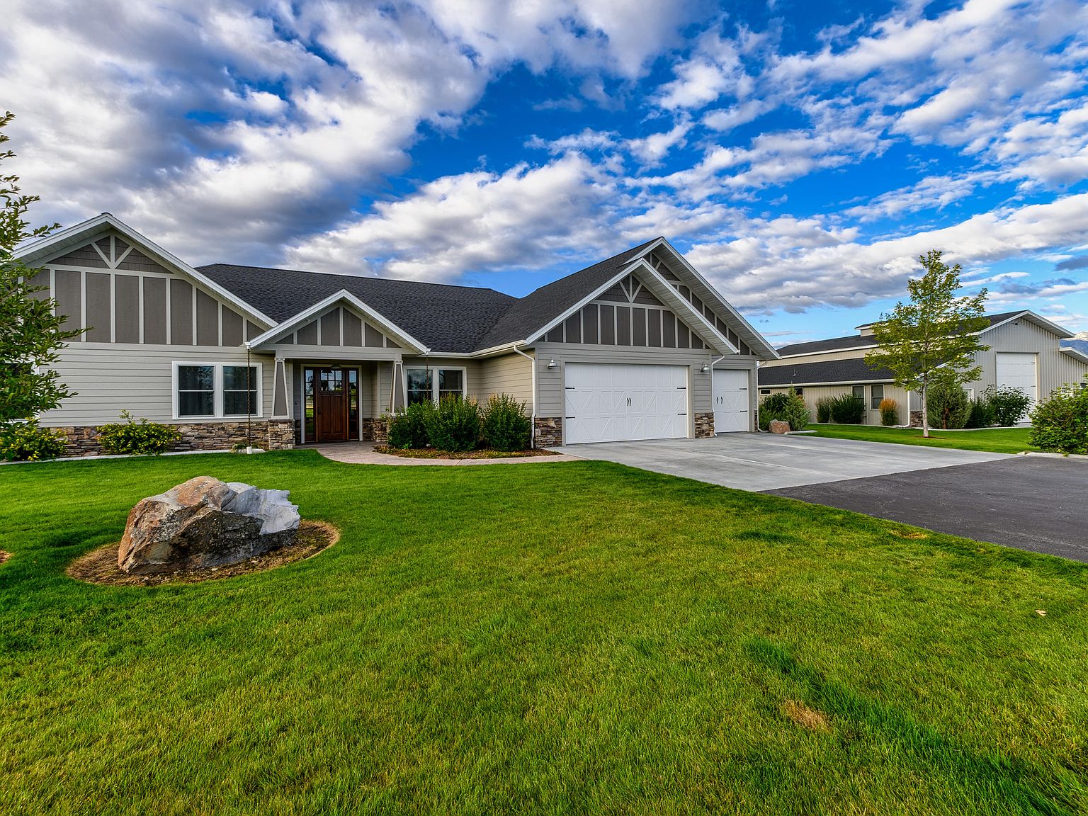 435 Red Tail Ln Hamilton MT 59840 Zillow