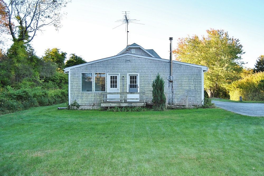 138 S Ferry Rd Narragansett RI 02882 Zillow