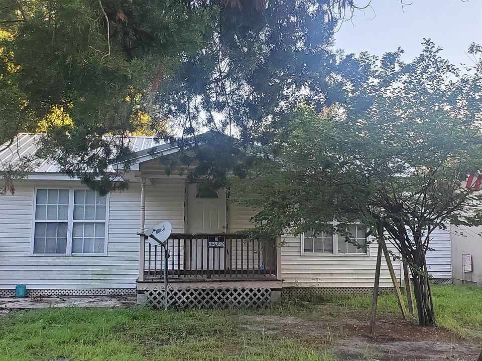 1301 Jefferson St N Perry FL 32348 Zillow