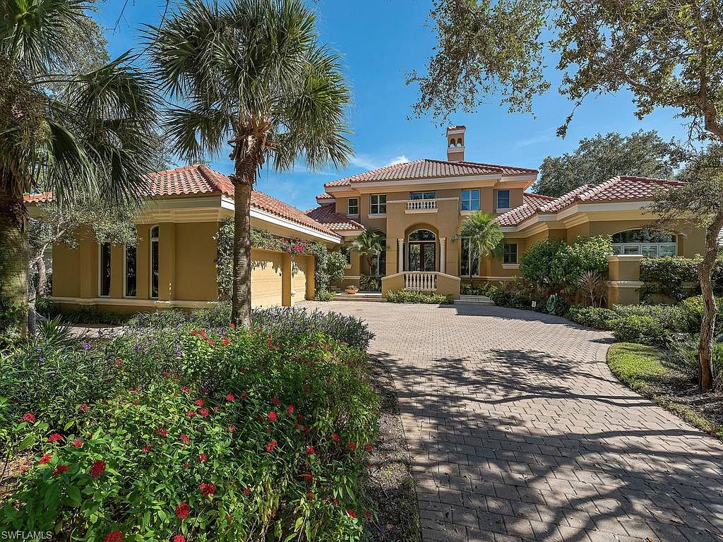 890 Barcarmil Way Naples FL 34110 Zillow