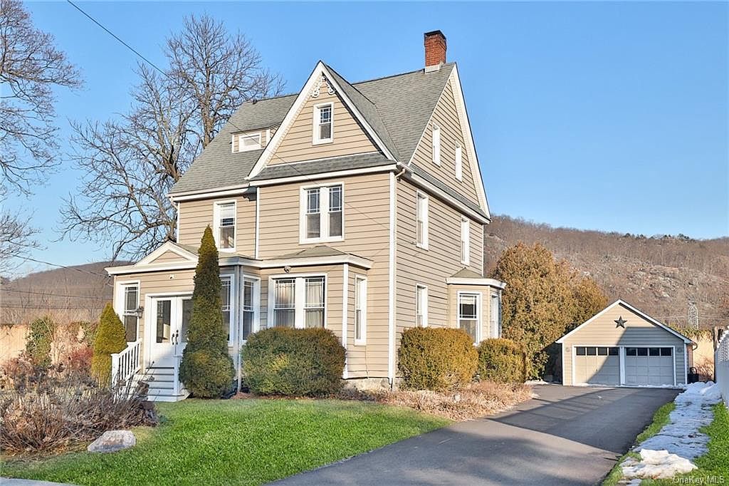 28 Terrace Avenue Hillburn NY 10931 Zillow