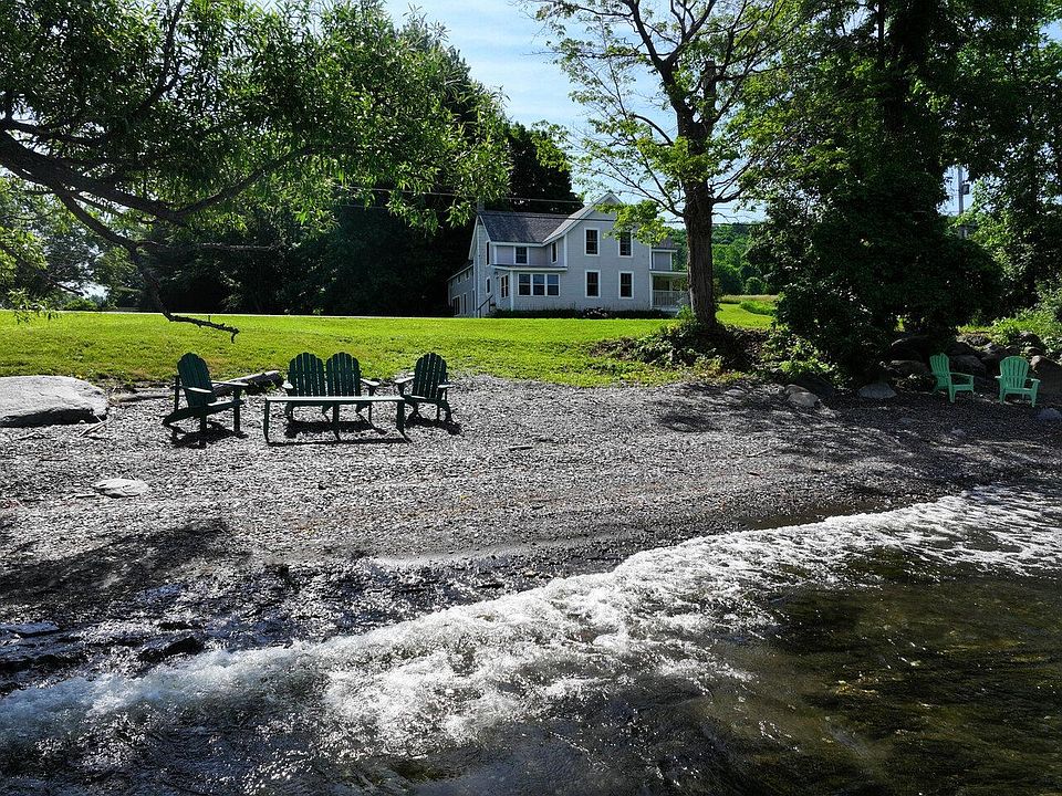 3082 Georgia Shore Road Saint Albans VT 05478 Zillow