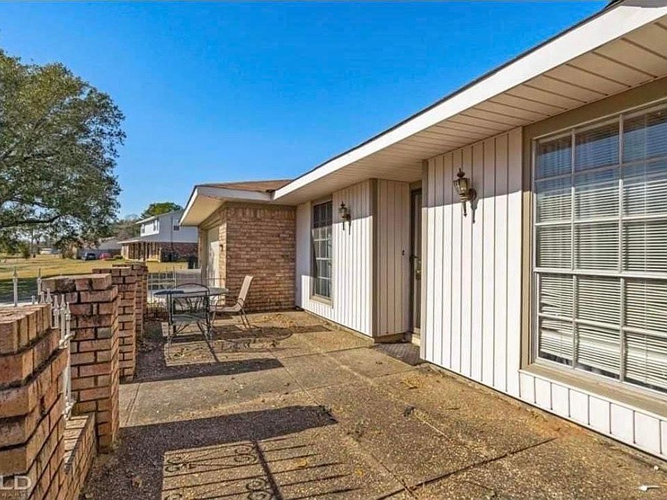 Benoist Cir Bossier City La Zillow