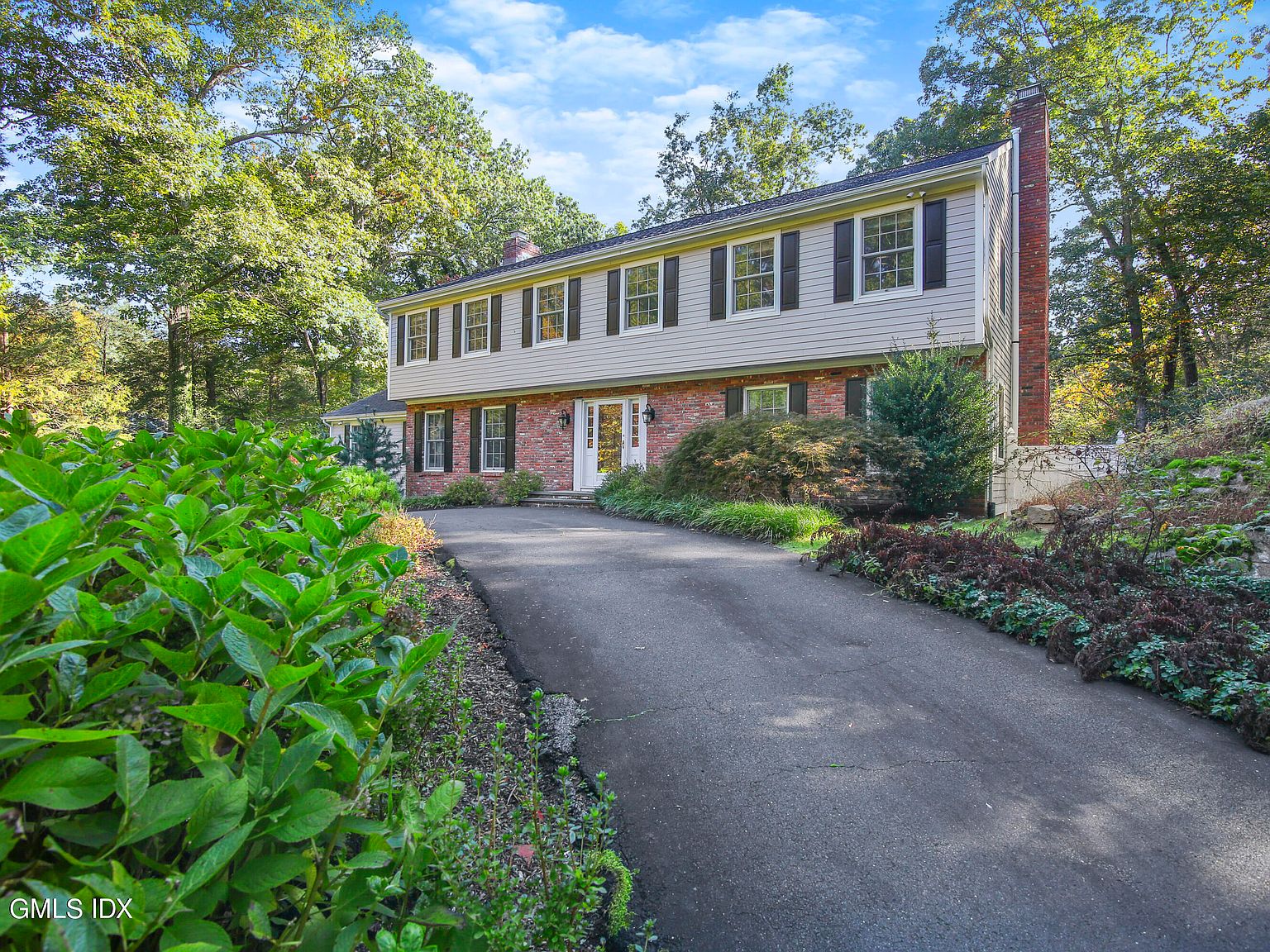 Ferncliff Rd Cos Cob Ct Zillow