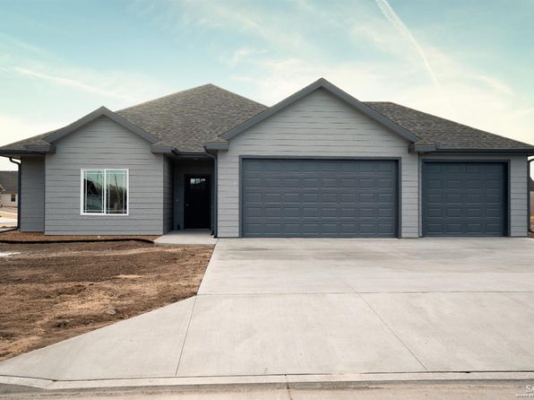 1716 Meredith Cir,萨利纳,KS 67401