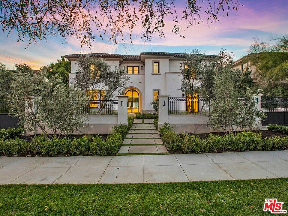 509 N Elm Dr Beverly Hills CA 90210 MLS 24 346273 Zillow