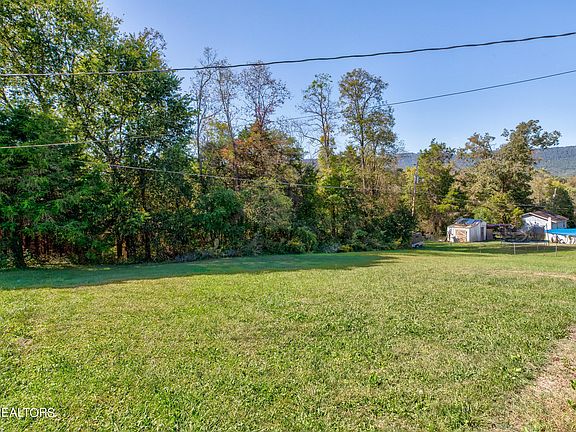 318 Valley View Rd La Follette TN 37766 MLS 1266921 Zillow