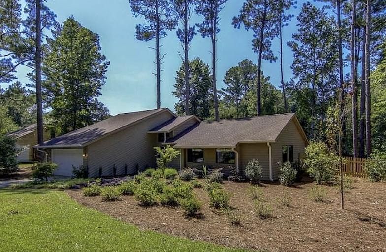 Double Trace Ln Peachtree City Ga Zillow