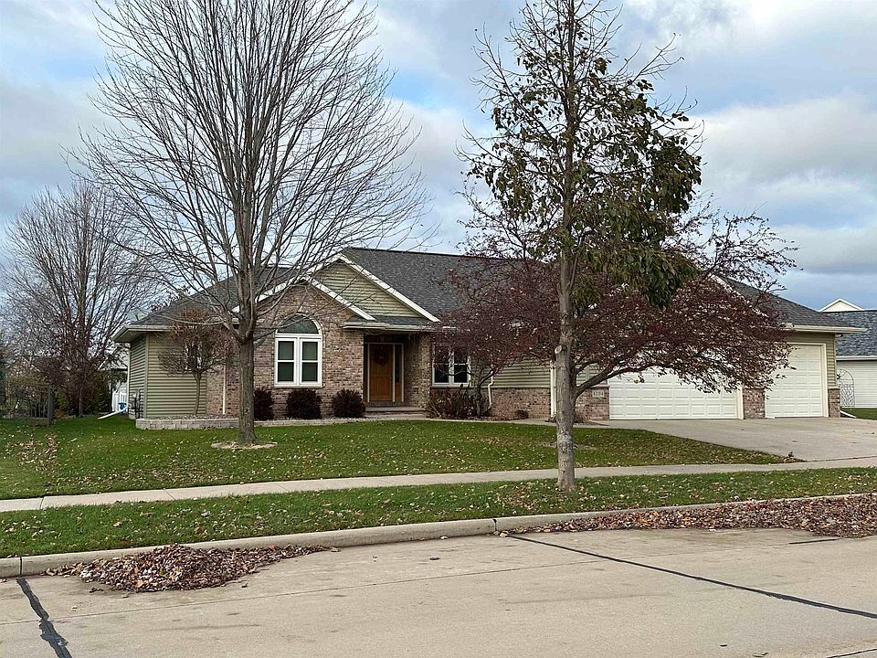 E Appleseed Dr Appleton Wi Mls Zillow