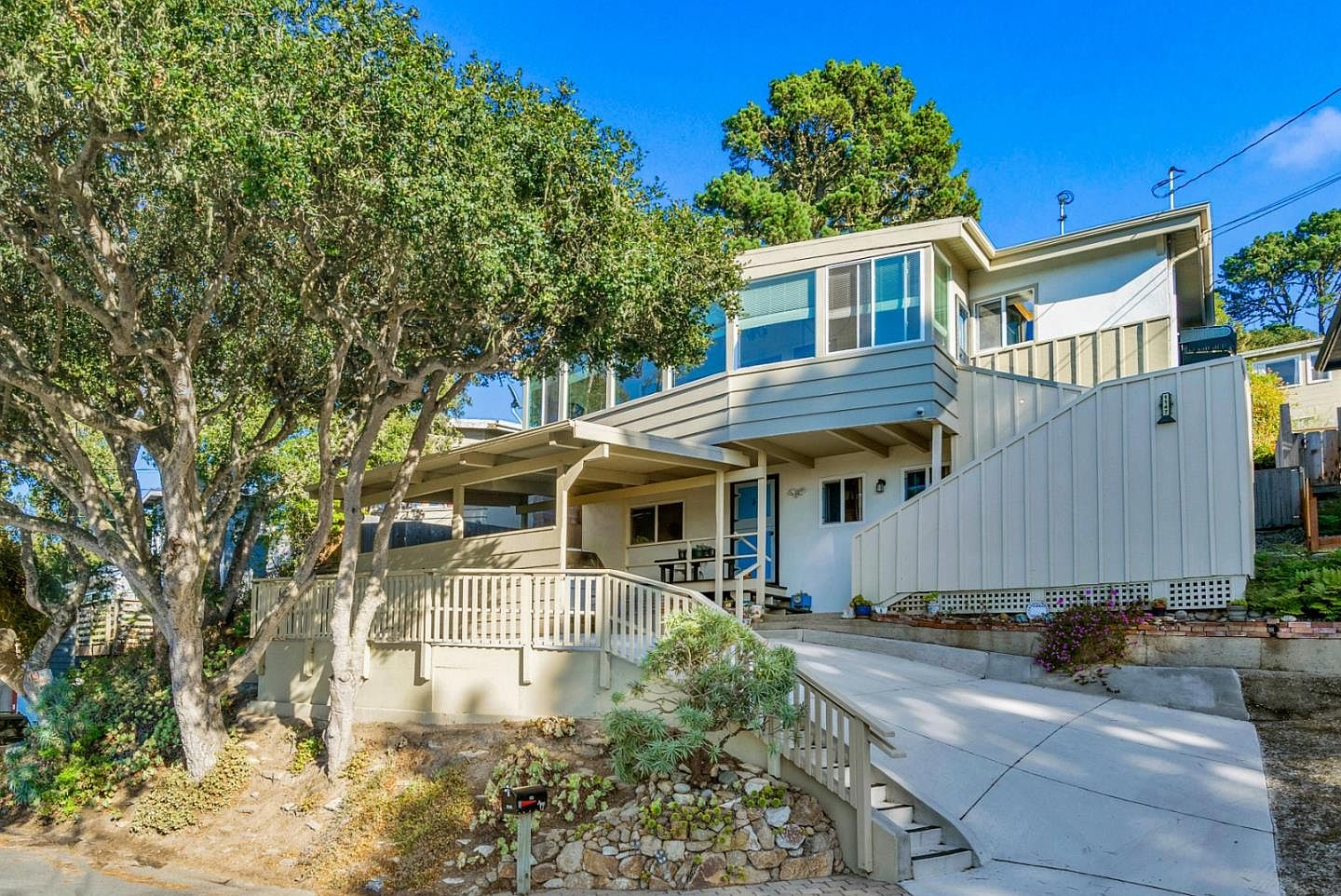 1147 Presidio Blvd Pacific Grove CA 93950 Zillow