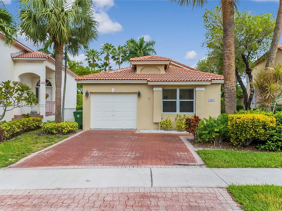 Sw Th St Pembroke Pines Fl Zillow