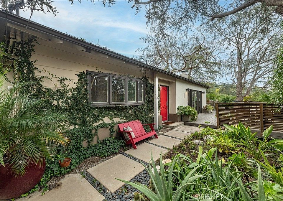 3389 Camino De La Cumbre Sherman Oaks CA 91423 Zillow