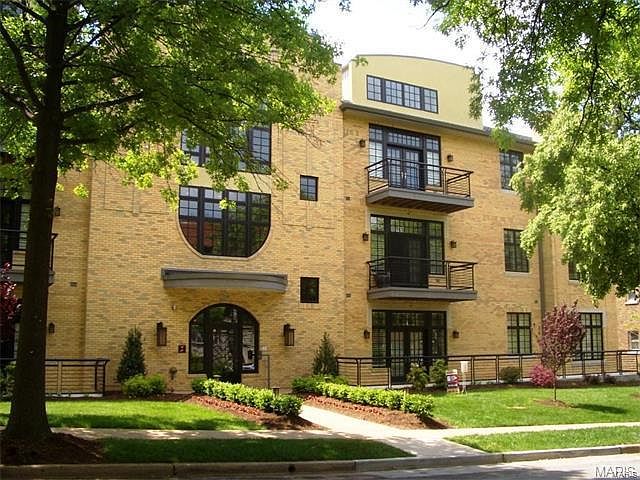 7518 Parkdale Ave APT 202 Saint Louis MO 63105 Zillow