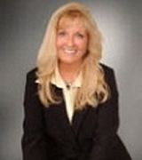Cindy Concannon, Agent in Bettendorf, IA