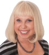 Mary Ellen McGlone, Agent in Eden Prairie, MN