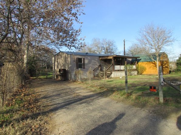 4 sisters ranch utopia tx for sale