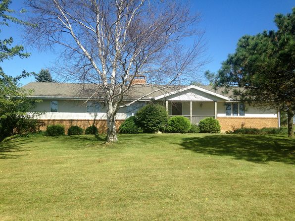 Singles in roanoke il