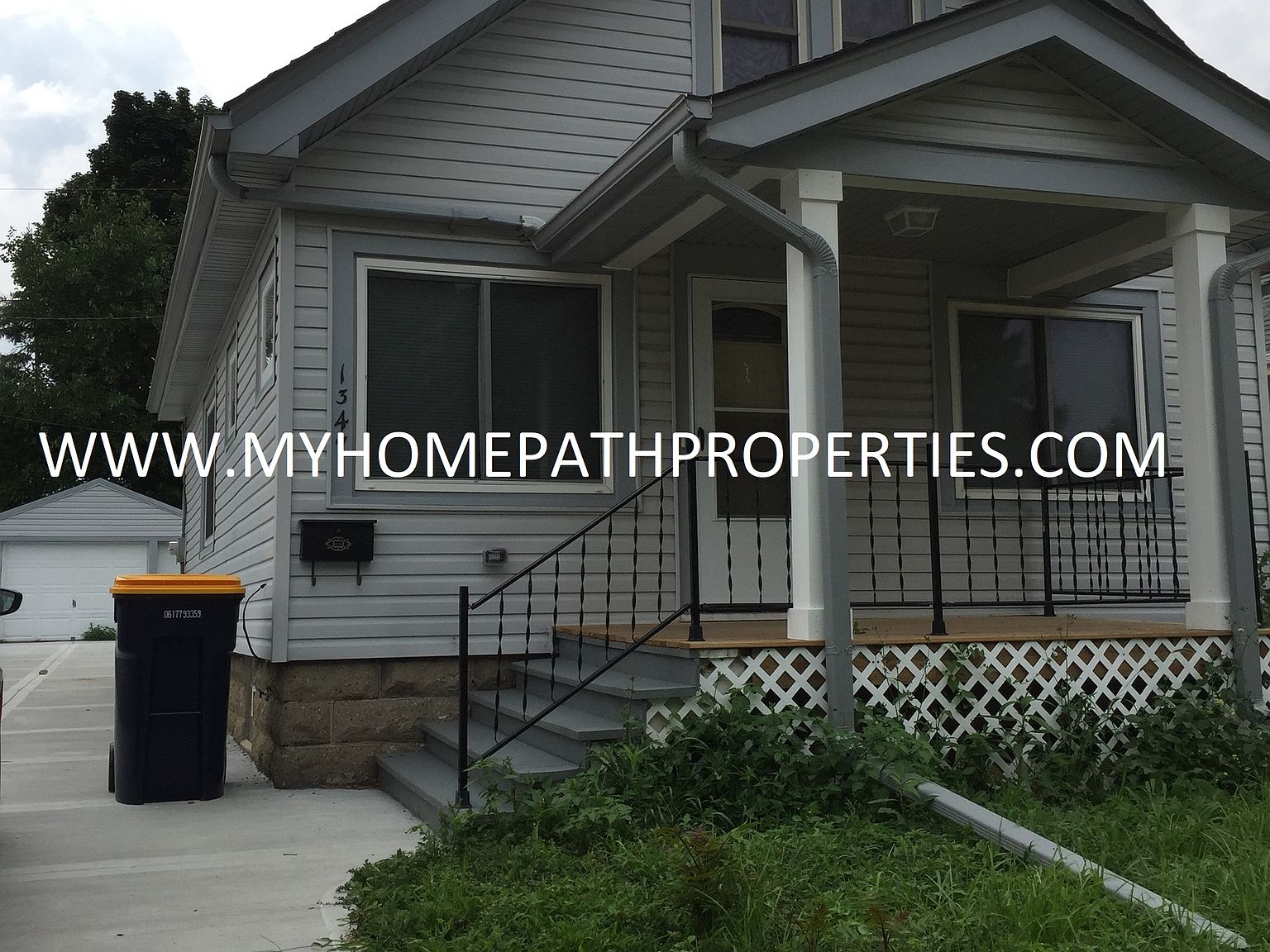 Exteriors Home Innovations Home Repair 7508 W Greenfield Ave West Allis Wi 53214 414 258 7777 Homerepair Roofing House Exterior West Allis Home Repair