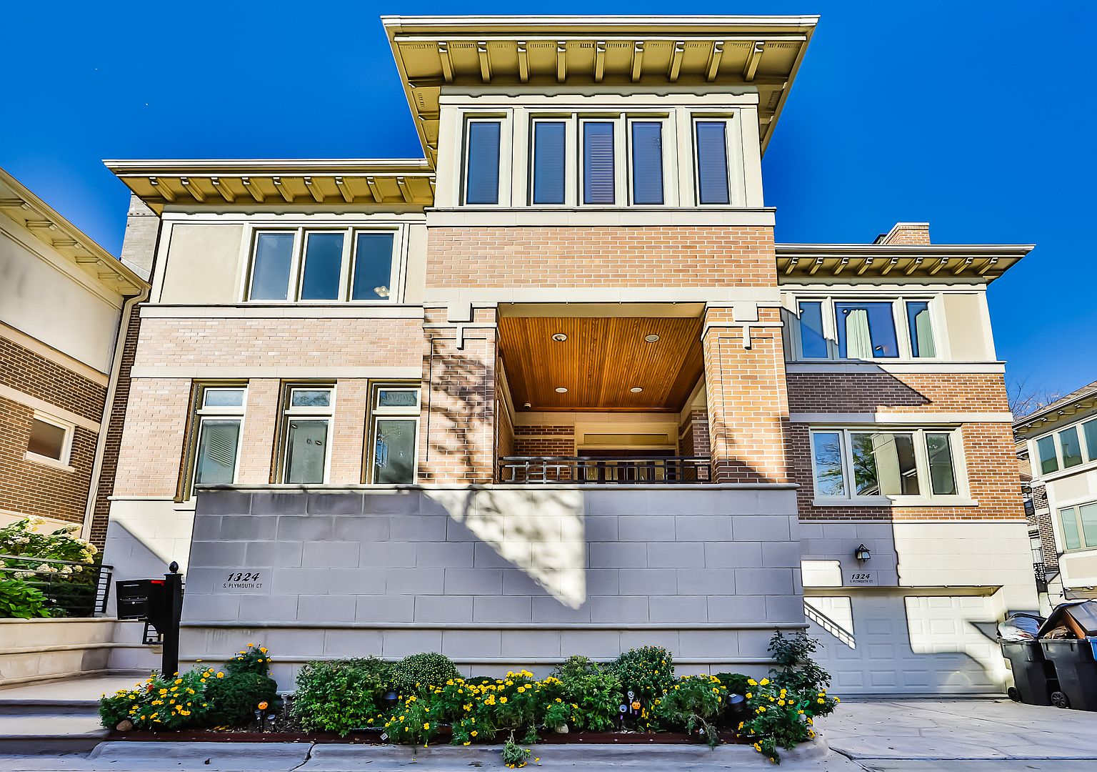 1324 S Plymouth Ct Chicago Il 60605 Zillow