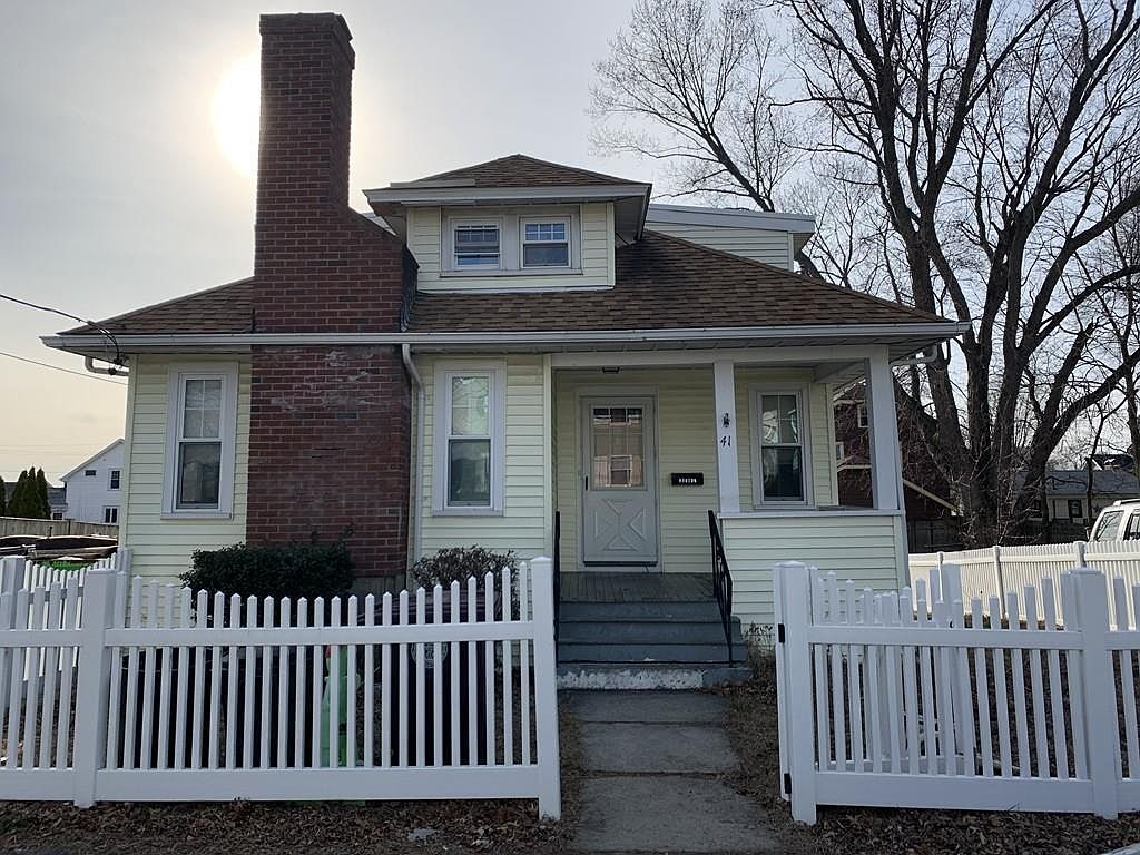 25 Brewster Rd Weymouth Ma 02191 Zillow