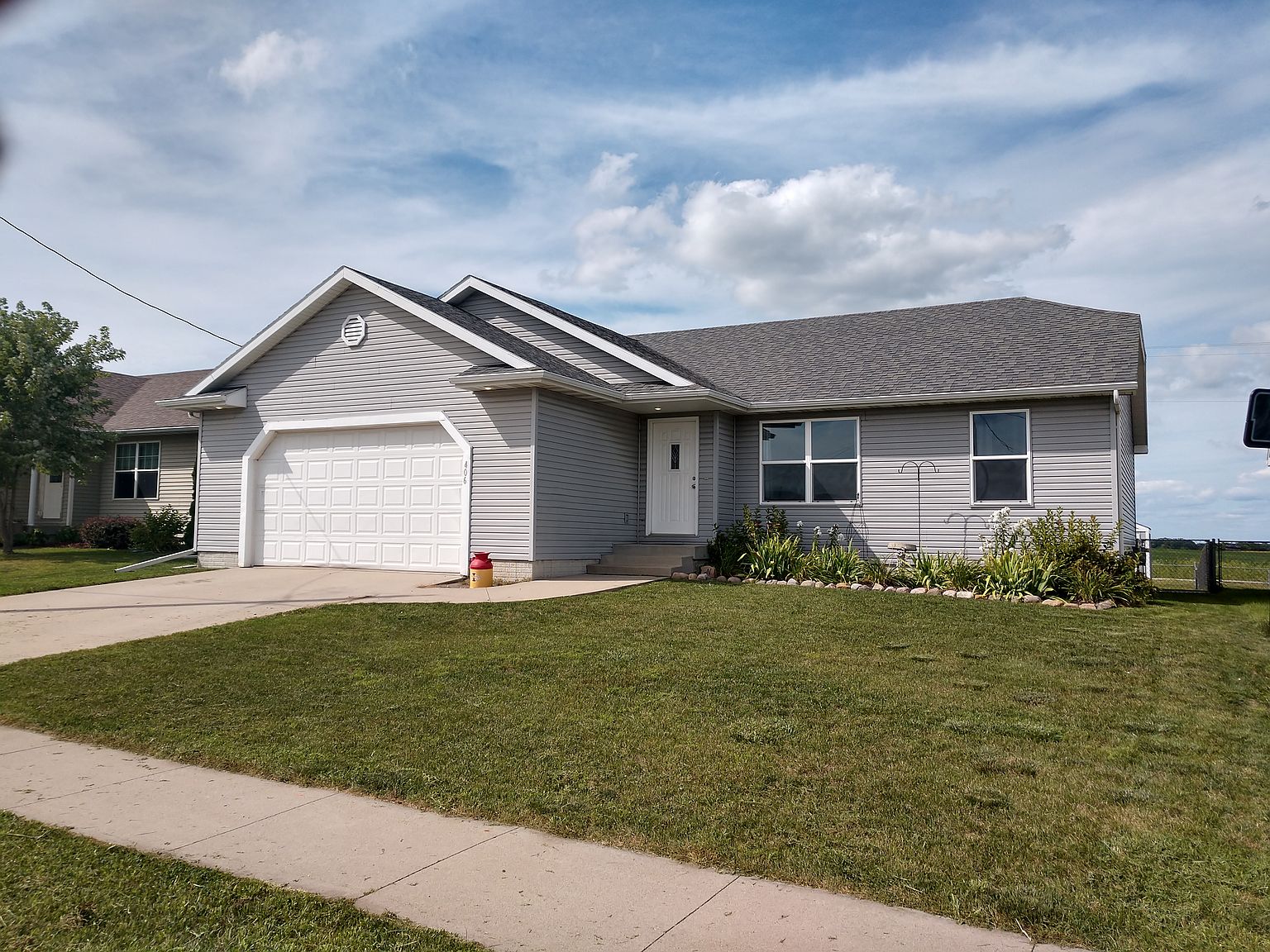 Elkhart Iowa Storage Units Dandk Organizer