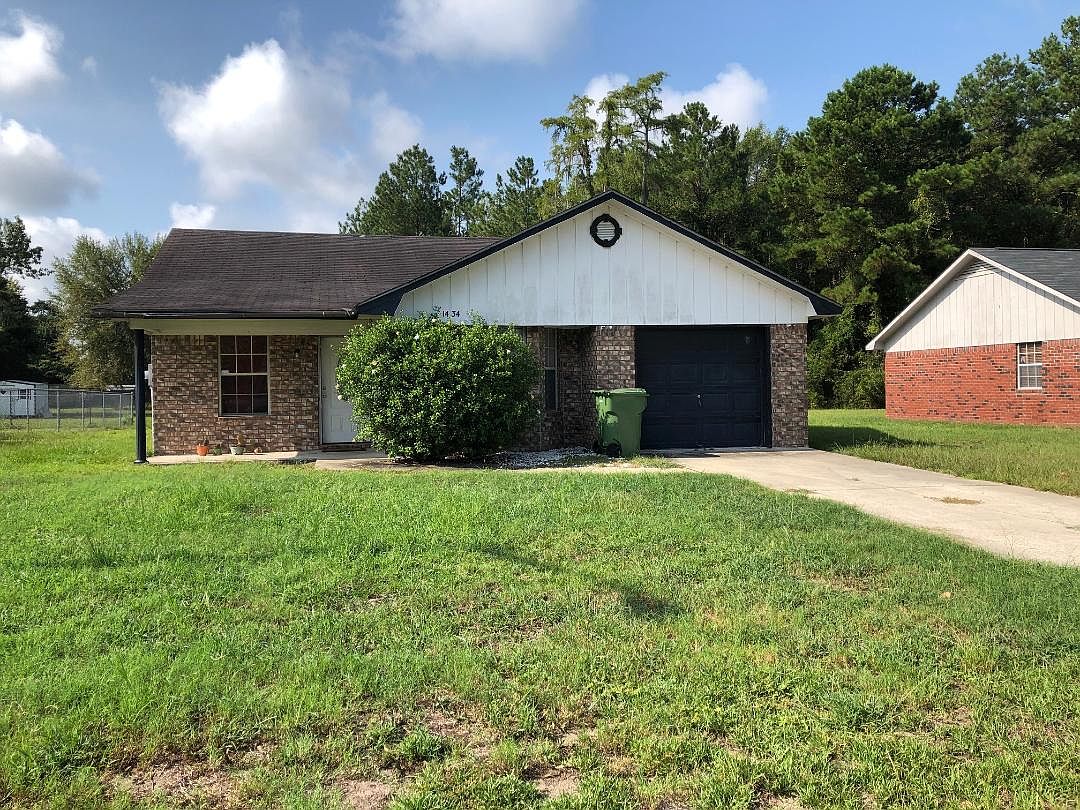 1434 Firefinder Ln Hinesville Ga 31313 Mls 132124 Zillow