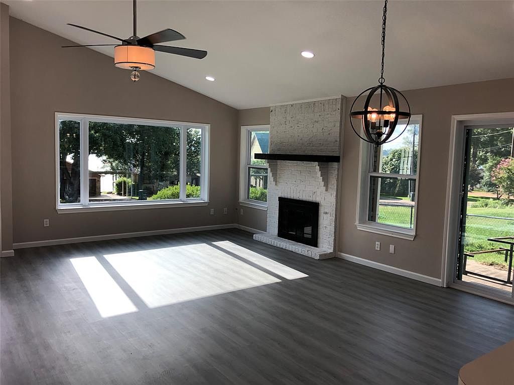 Extreme Total Cleaning Services How To Clean Carpet Cleaning Service Cleaning Companies