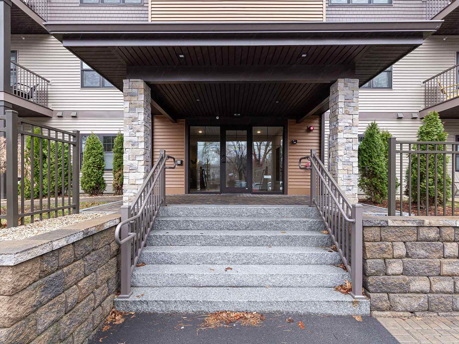 Storage Units Near Portsmouth Nh Dandk Organizer