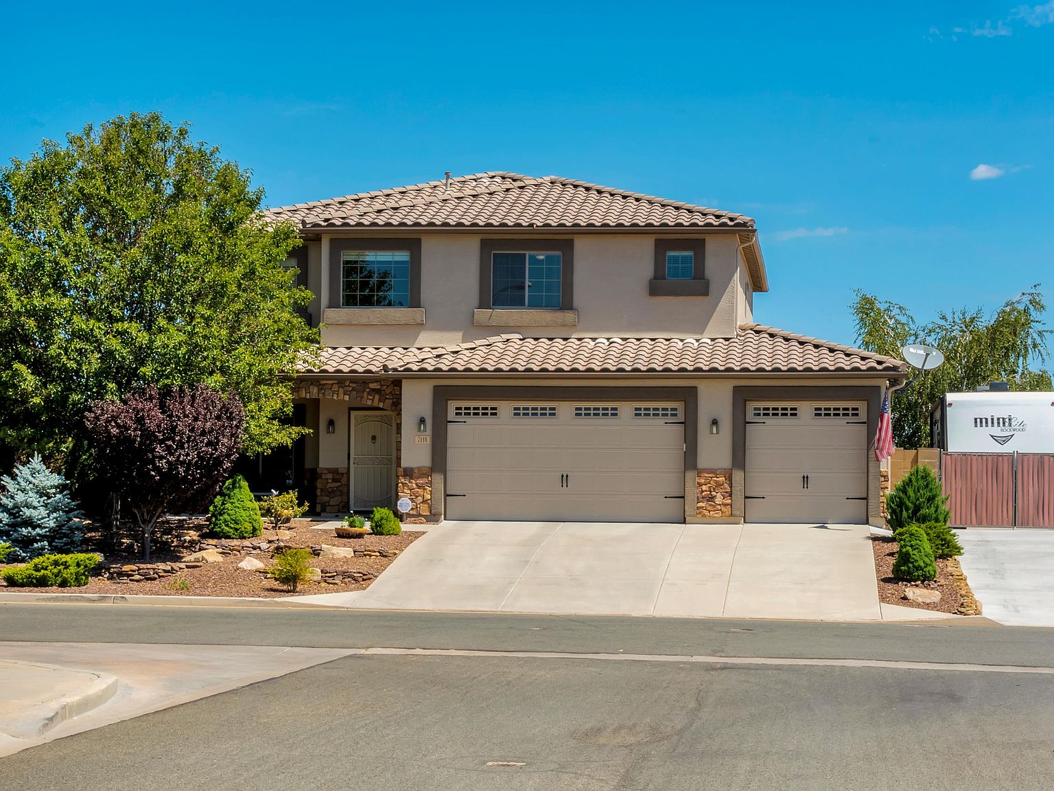 Neumann High Country Doors Garage Door Company Prescott Valley Az Projects Photos Reviews And More Porch