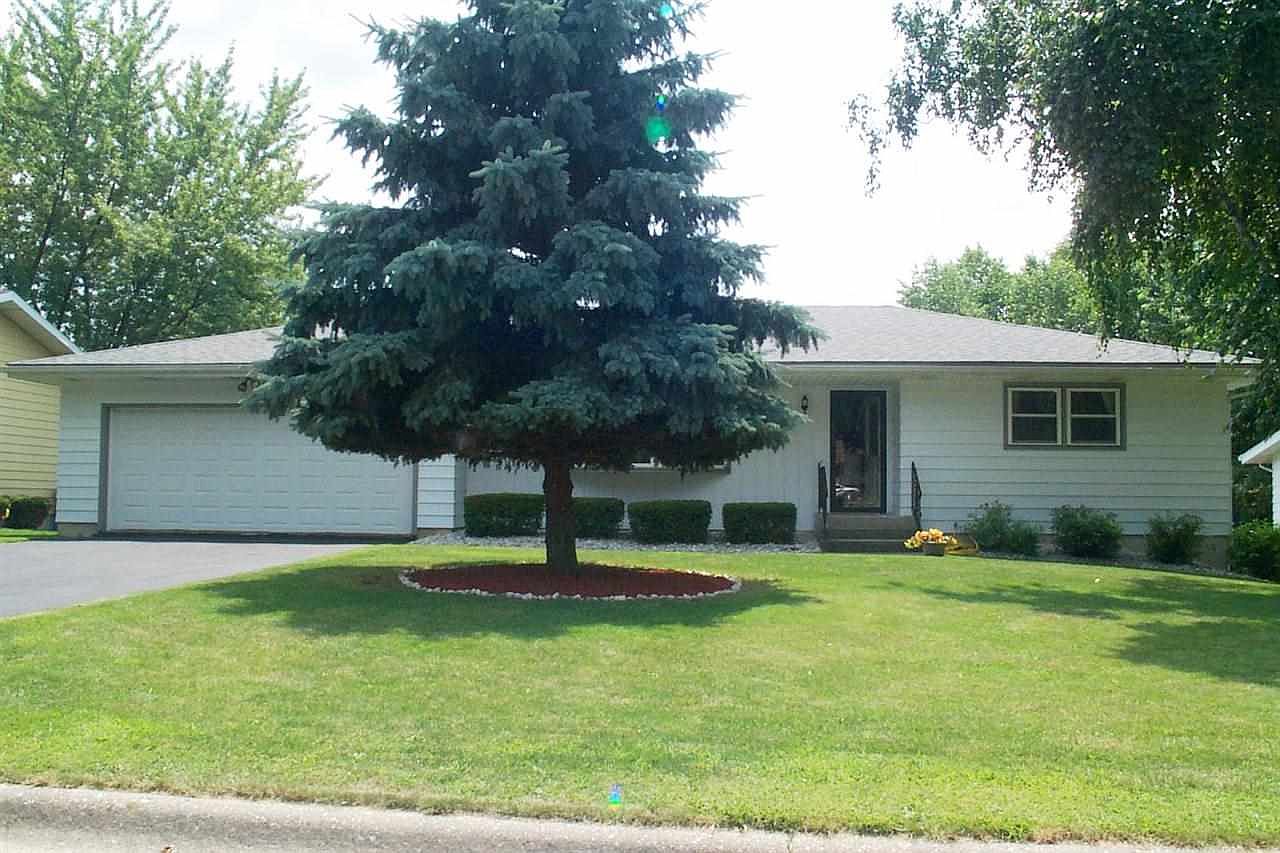 7245 Springfield Cir Waunakee Wi 53597 Zillow