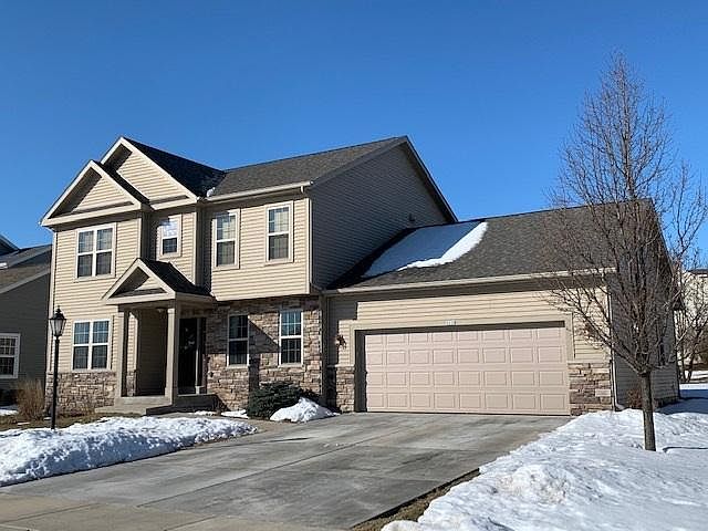 2312 River Hill Ct Waukesha Wi 53189 Zillow