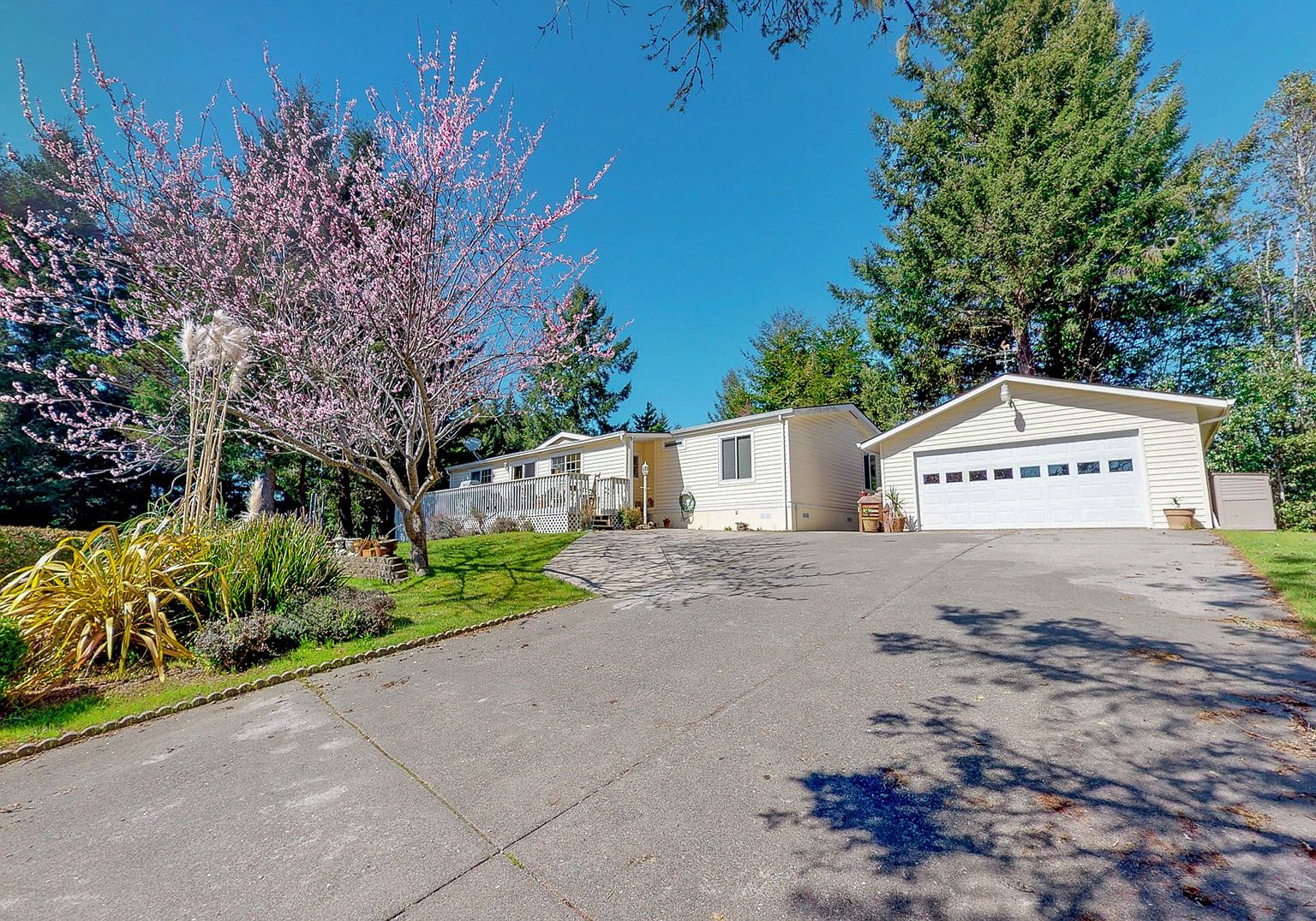 18995 Pacific Crest Dr Brookings Or 97415 Zillow