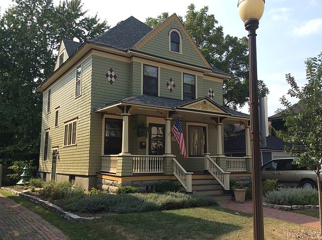 12 Rugby Pl Elgin Il 60120 Zillow