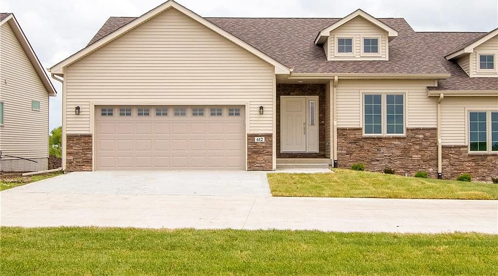 Indianola Storage Dandk Organizer