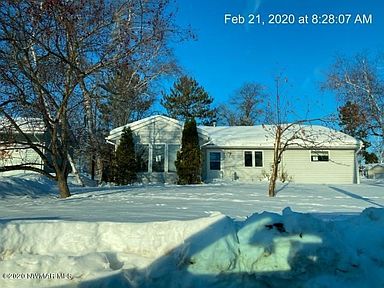 1922 Adams Ave Nw Bemidji Mn 56601 Zillow