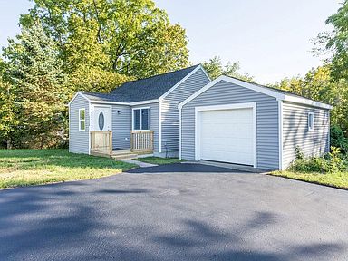 8386 Benchmark Rd Baldwinsville Ny 13027 Zillow