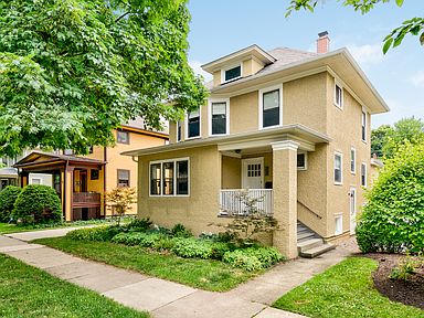 209 S Grove Ave Oak Park Il 60302 Mls 09638865 Zillow Oak Park House In The Woods Park