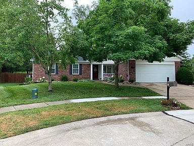 141 E Donaldson Dr Saint Louis Mo 63129 Realtor Com