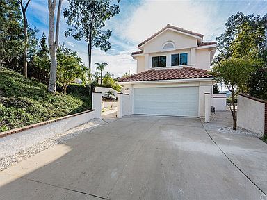 2353 Iroquois Ln Ventura Ca 93001 Zillow