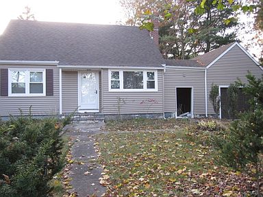 1751 Lincoln Ave Holbrook Ny 11741 Zillow