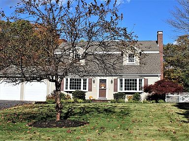 7 Thomas Dr Franklin Ma 02038 Zillow