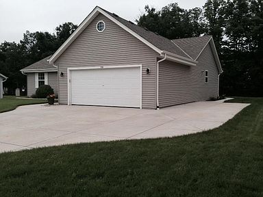 499 e jordan ln oak creek wi
