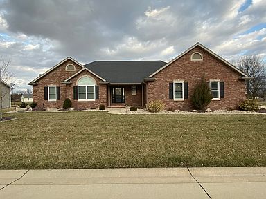 9538 Fieldcrest Place Breese Il David Warner Gori Realtors