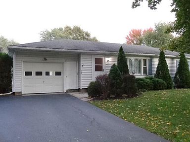 94 Maier Cir Spencerport Ny 14559 Zillow