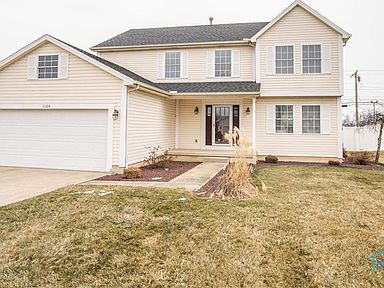 1104 Sandpiper Ln Bowling Green Oh 43402 Zillow