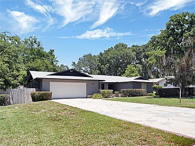 Beautiful Home In Longwood Florida Offered By Stockworth Realty Group Mansions Florida Lifestyle Longwood