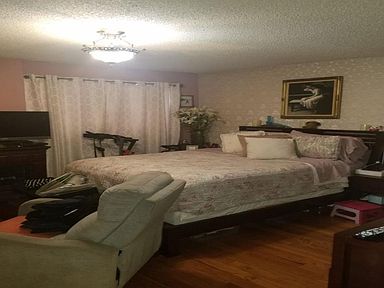 Brooklynhouse For Sale 9221 Foster Avenue Brooklyn Ny 11236 Visit Our Website For More Info Http Www Ma Brooklyn Real Estate New Home Buyer The Fosters