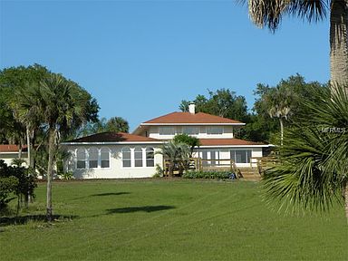 100 E Pearl St Minneola Fl 34715 Zillow